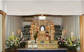 自宅での個人葬（家族葬）飾り付け例